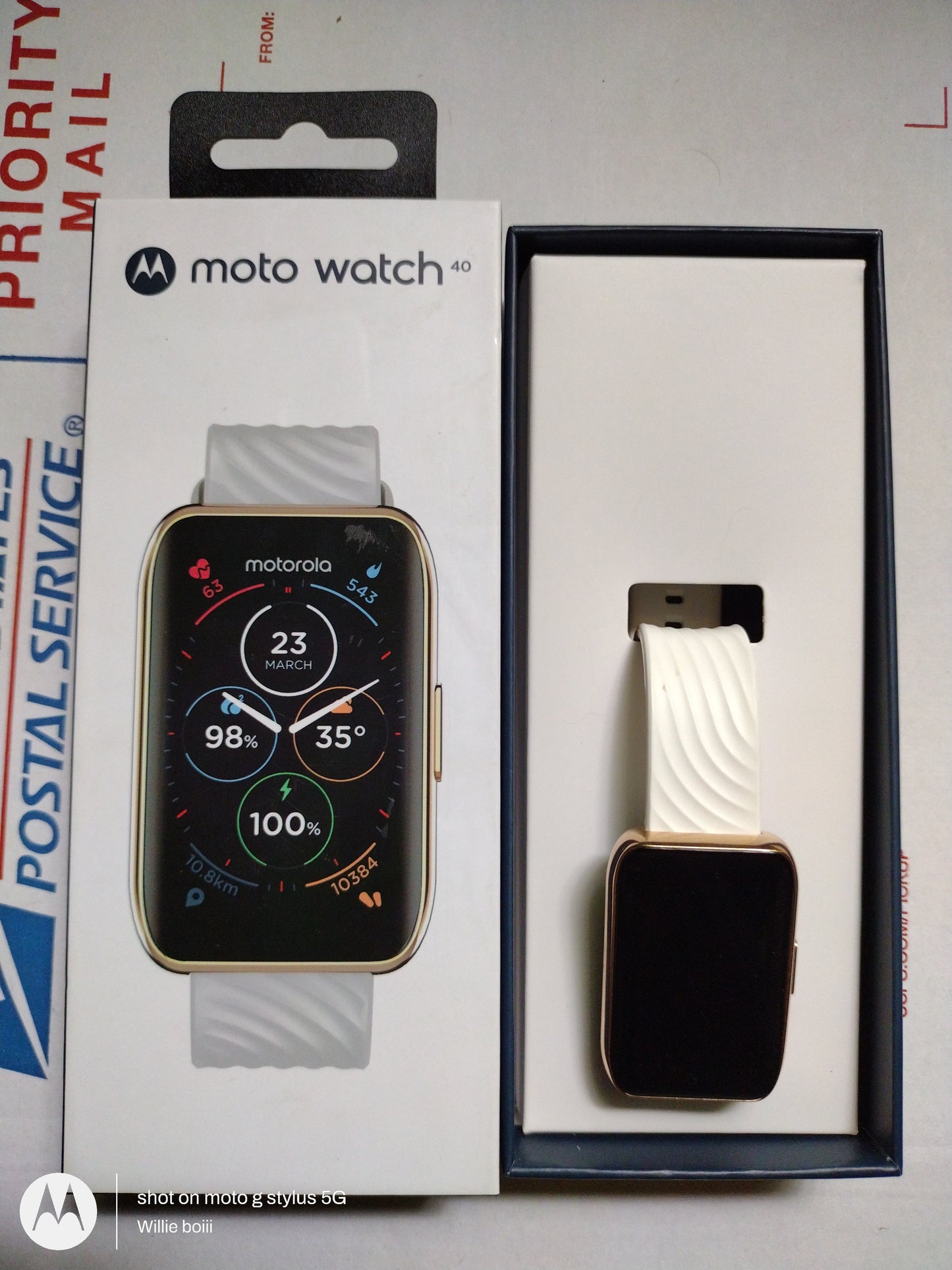 Moto Watch40