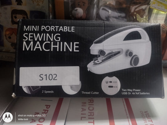 Mini portable sewing machine